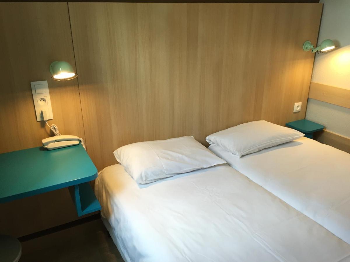 Reseda Hotel 3*