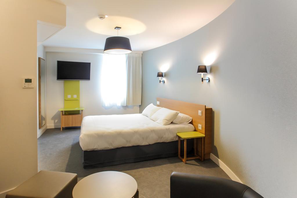 Reseda Hotel 3*